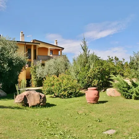 Apartment Tanit Lotzorai